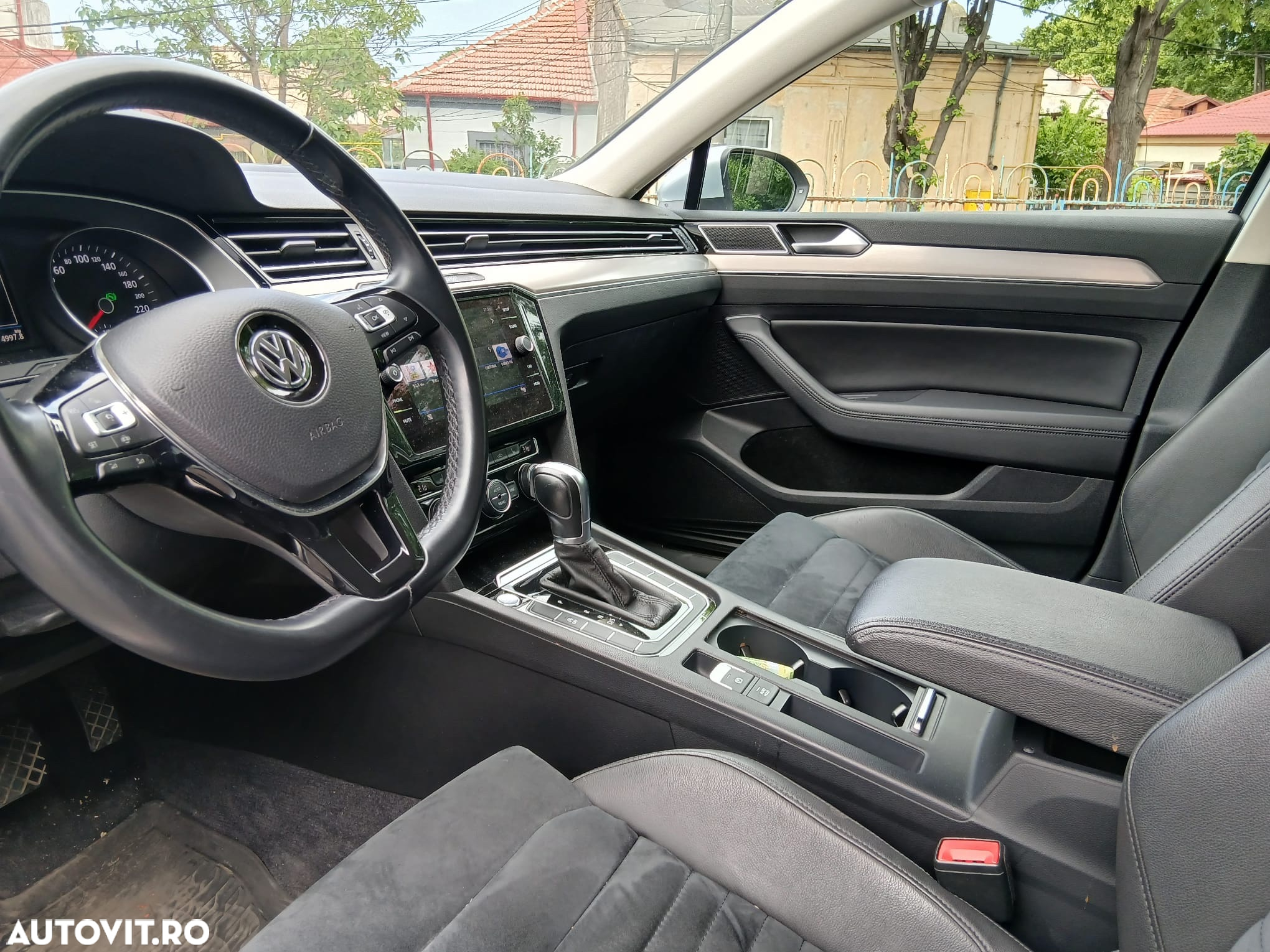 Volkswagen Passat 2.0 TDI DSG Highline - 5