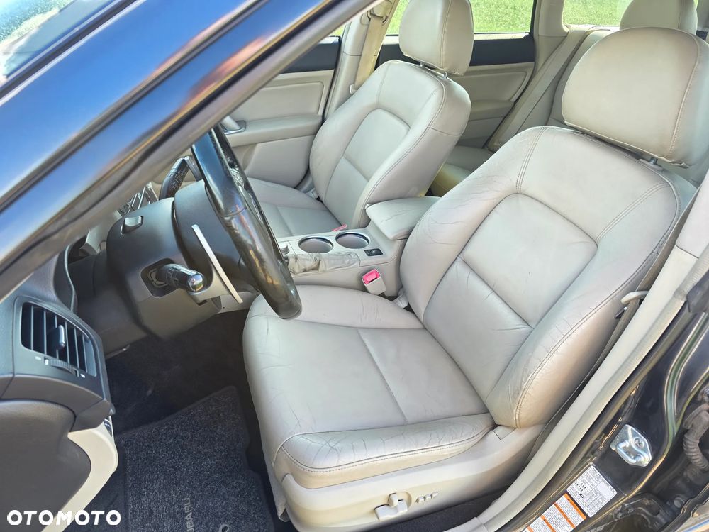Subaru Outback 3.0RE EXE - 28