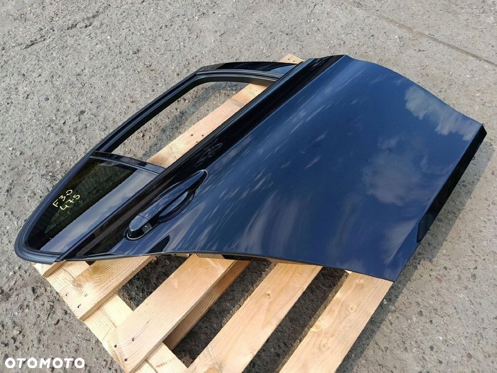 BMW F30 PRAWE TYLNE DRZWI 475 - 3