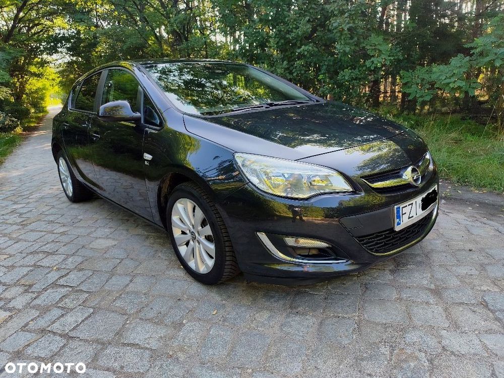 Opel Astra 1.4 Turbo 150 Jahre - 5