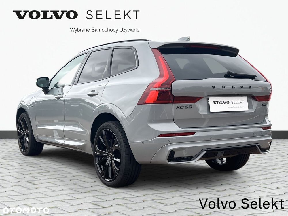 Volvo XC 60 T6 AWD Recharge Plus Black Edition - 8