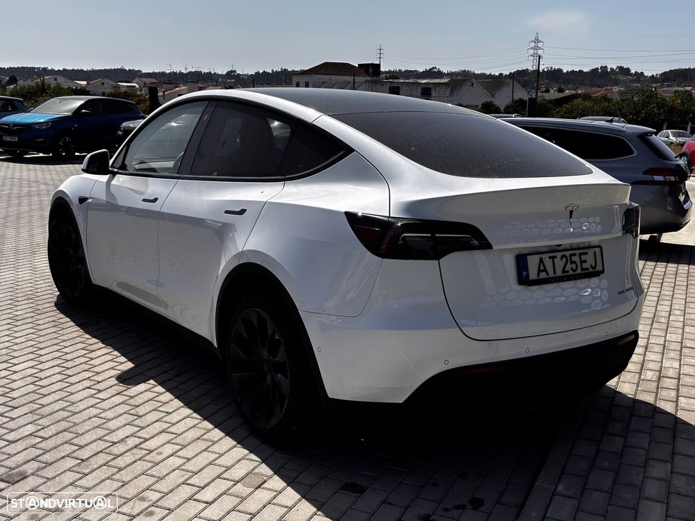 Tesla Model Y Long Range Tração Integral — fotografia 4