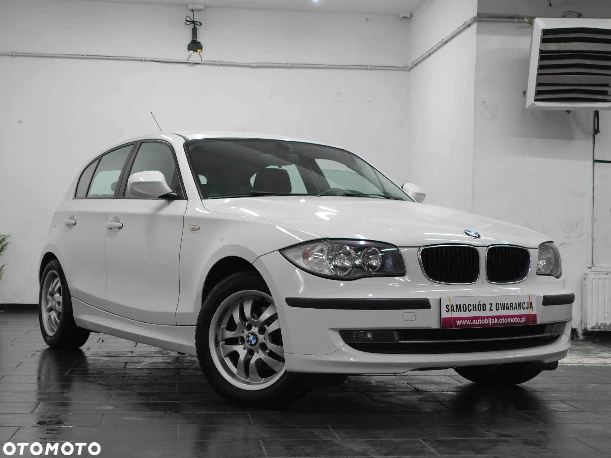 BMW Seria 1 116i - 12