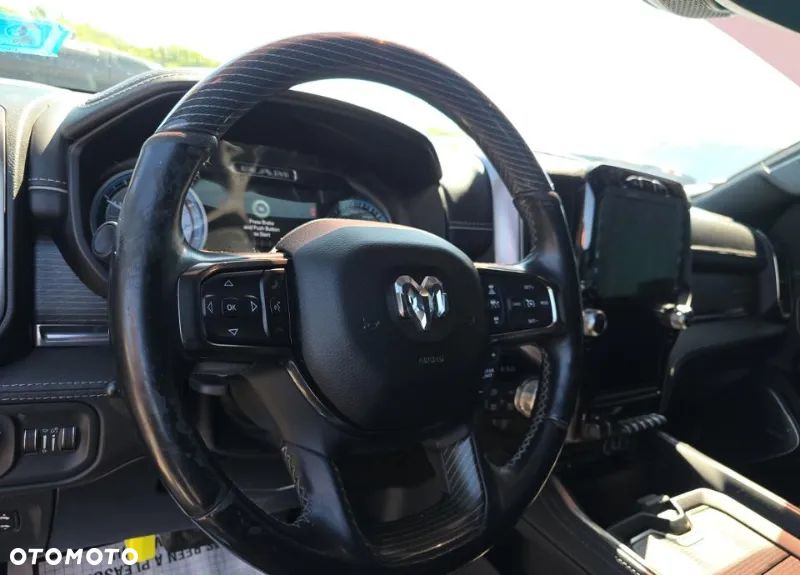 RAM 1500 5.7 Crew Cab Limited - 8