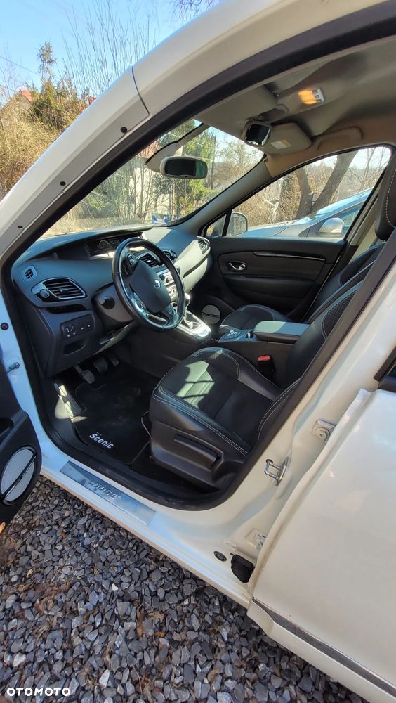 Renault Scenic 1.6 dCi Bose - 12