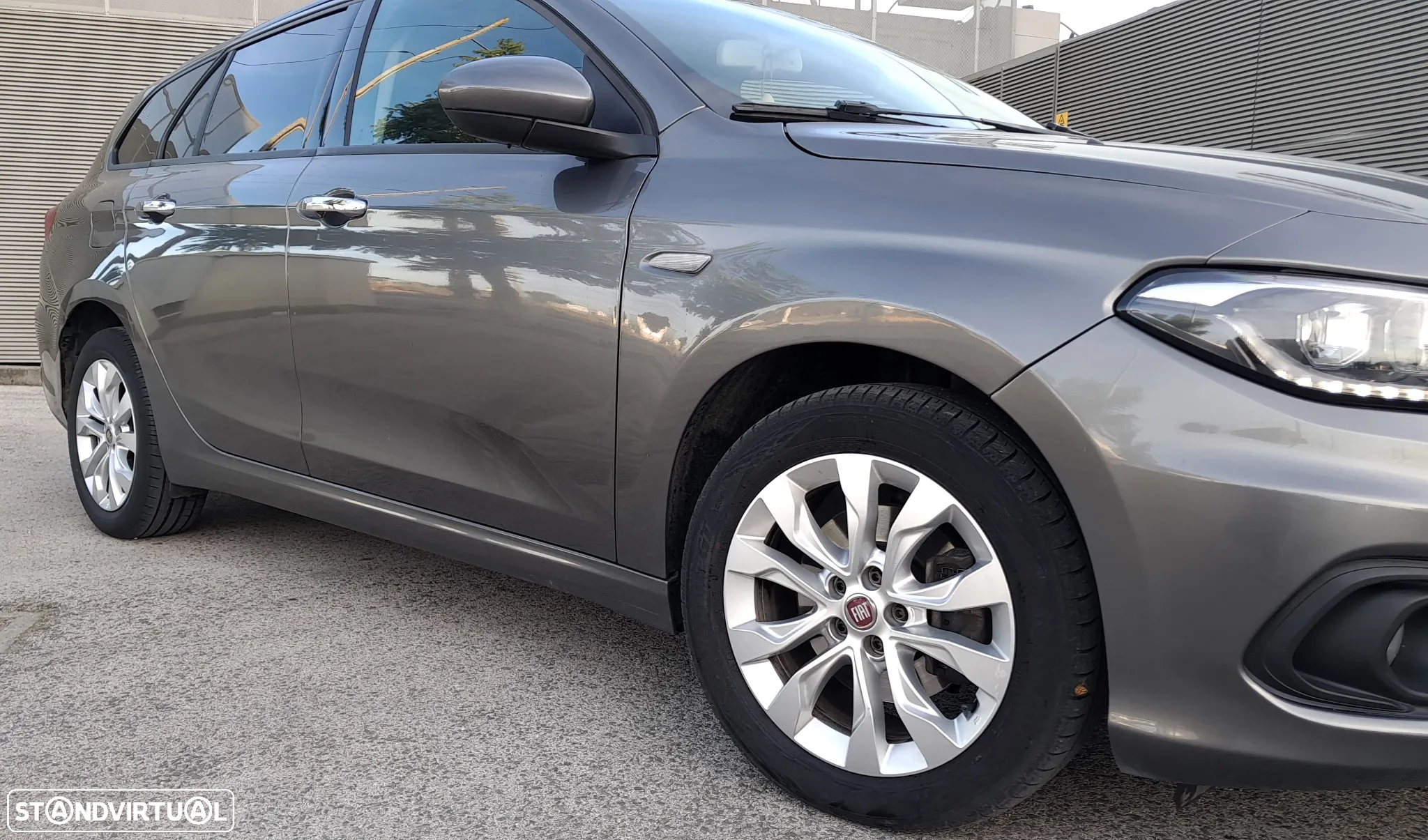 Fiat Tipo Station Wagon 1.3 M-Jet Lounge - 17