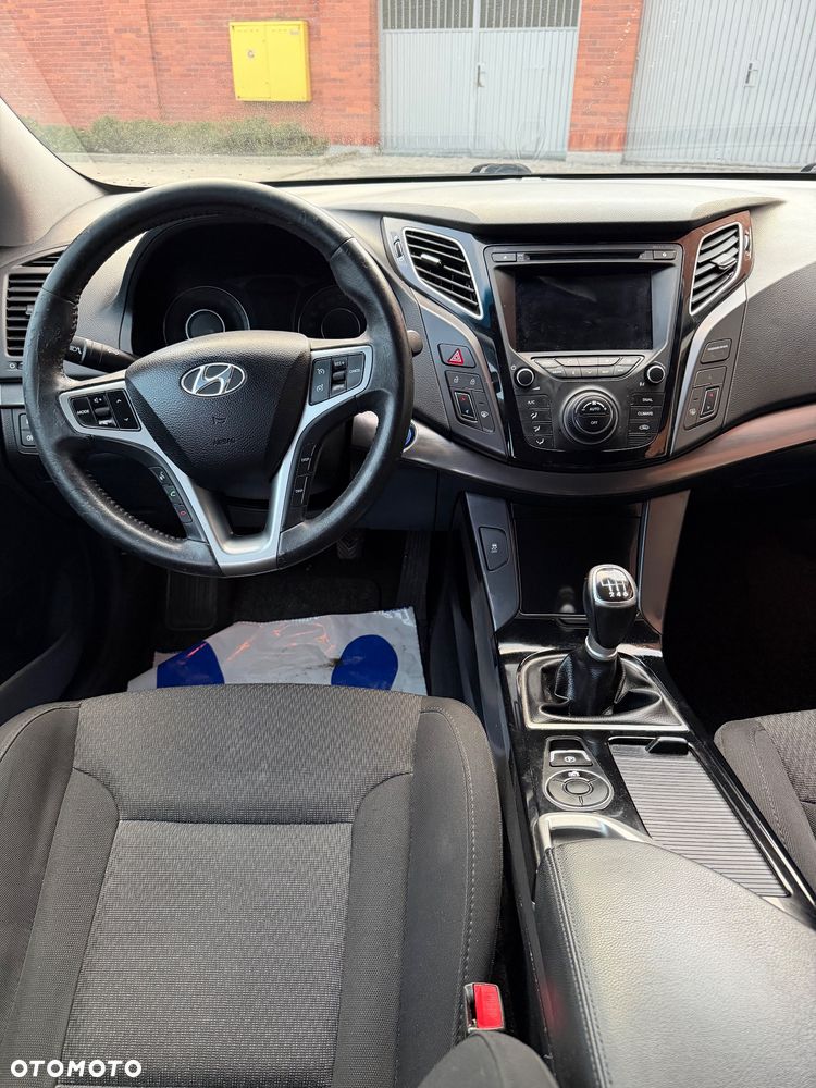 Hyundai i40 1.6 GDI Comfort + - 36