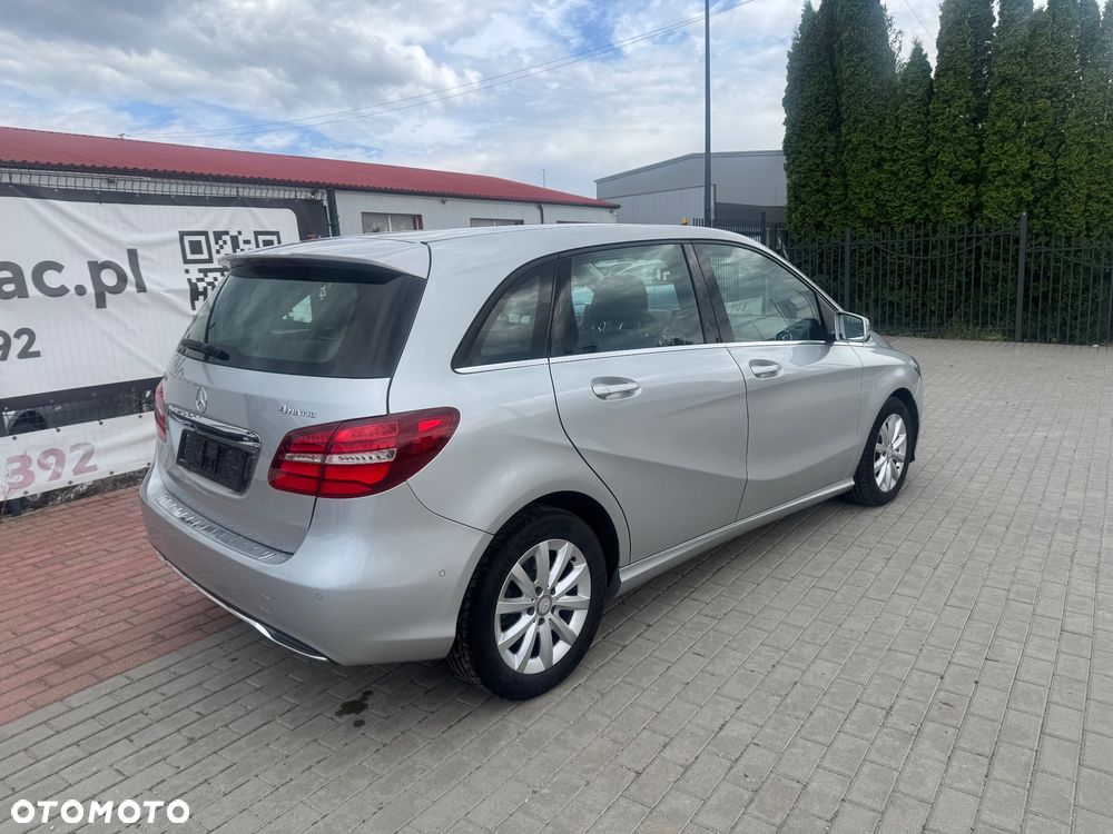 Mercedes-Benz Klasa B 220 4Matic 7G-DCT Edition - 4