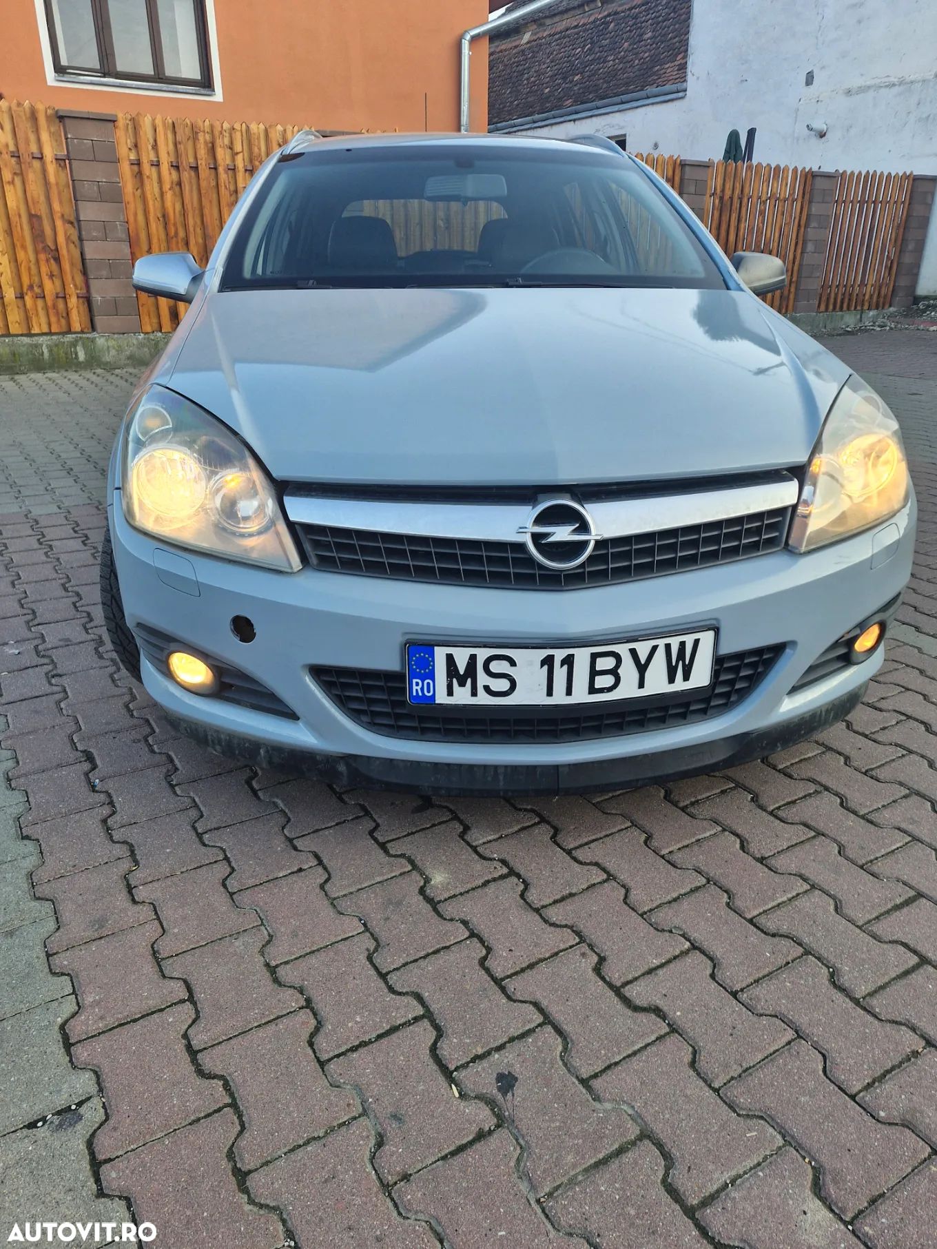 Opel Astra - 1