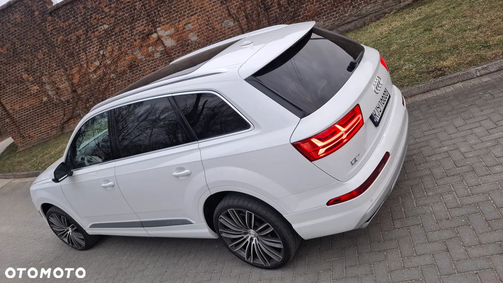 Audi Q7 - 3