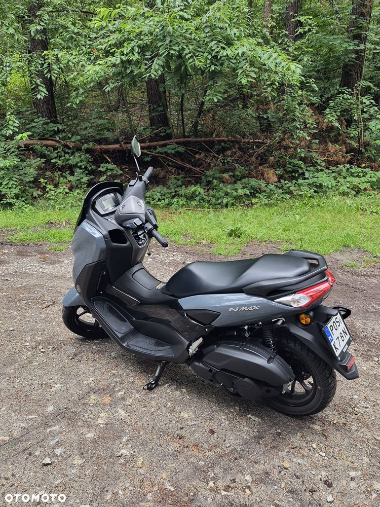 Yamaha NMAX - 8