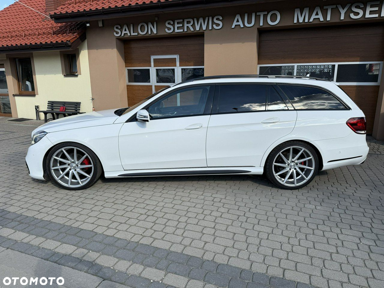 Mercedes-Benz Klasa E 220 T CDI 7G-TRONIC Avantgarde - 11
