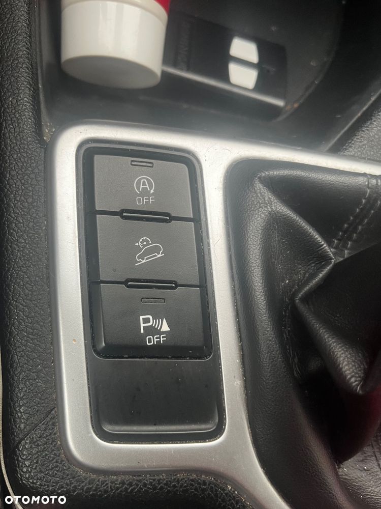 Kia Sportage 1.7 CRDI 2WD ISG Dream-Team Edition - 12