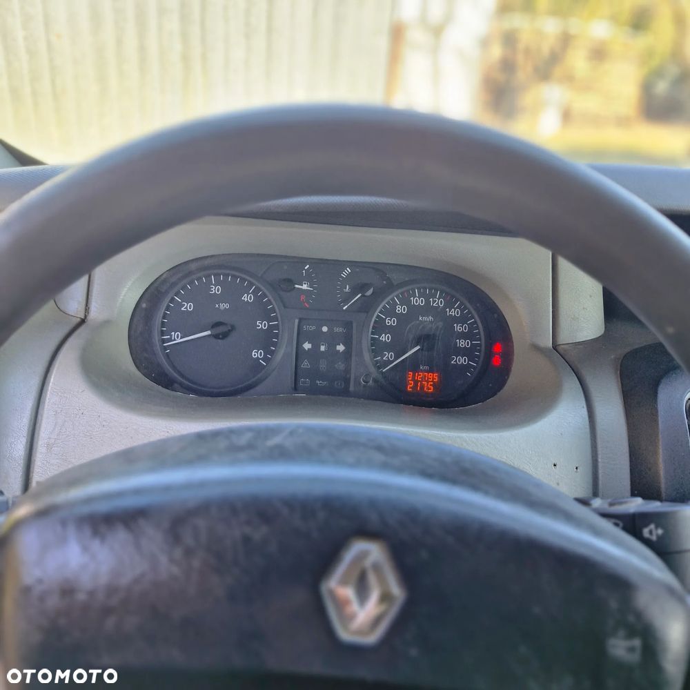 Renault Trafic - 9