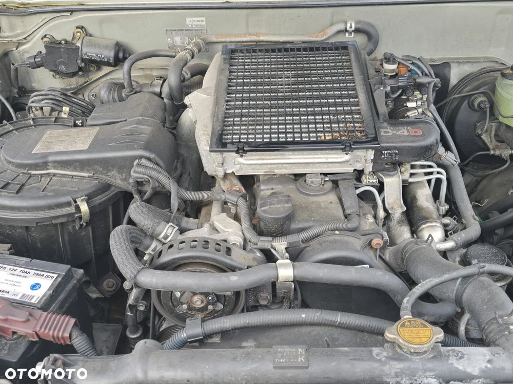 Toyota Land Cruiser 3.0 D Sol - 17