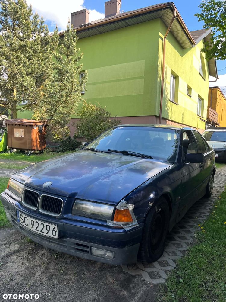 BMW Seria 3 318i - 2