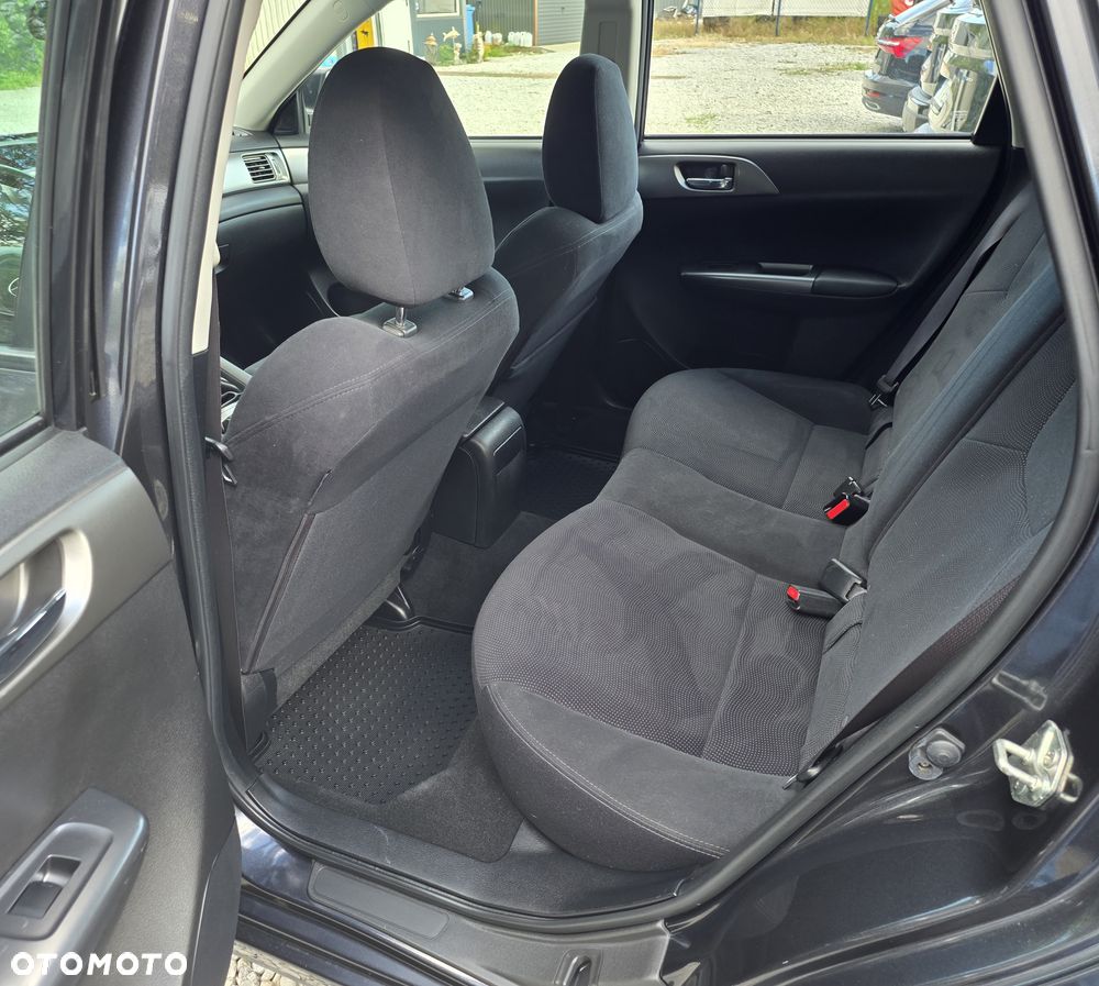 Subaru Impreza - 16