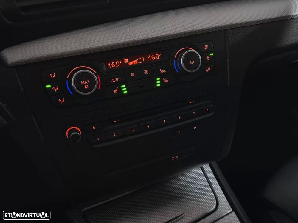 BMW 120 d — fotografia 13