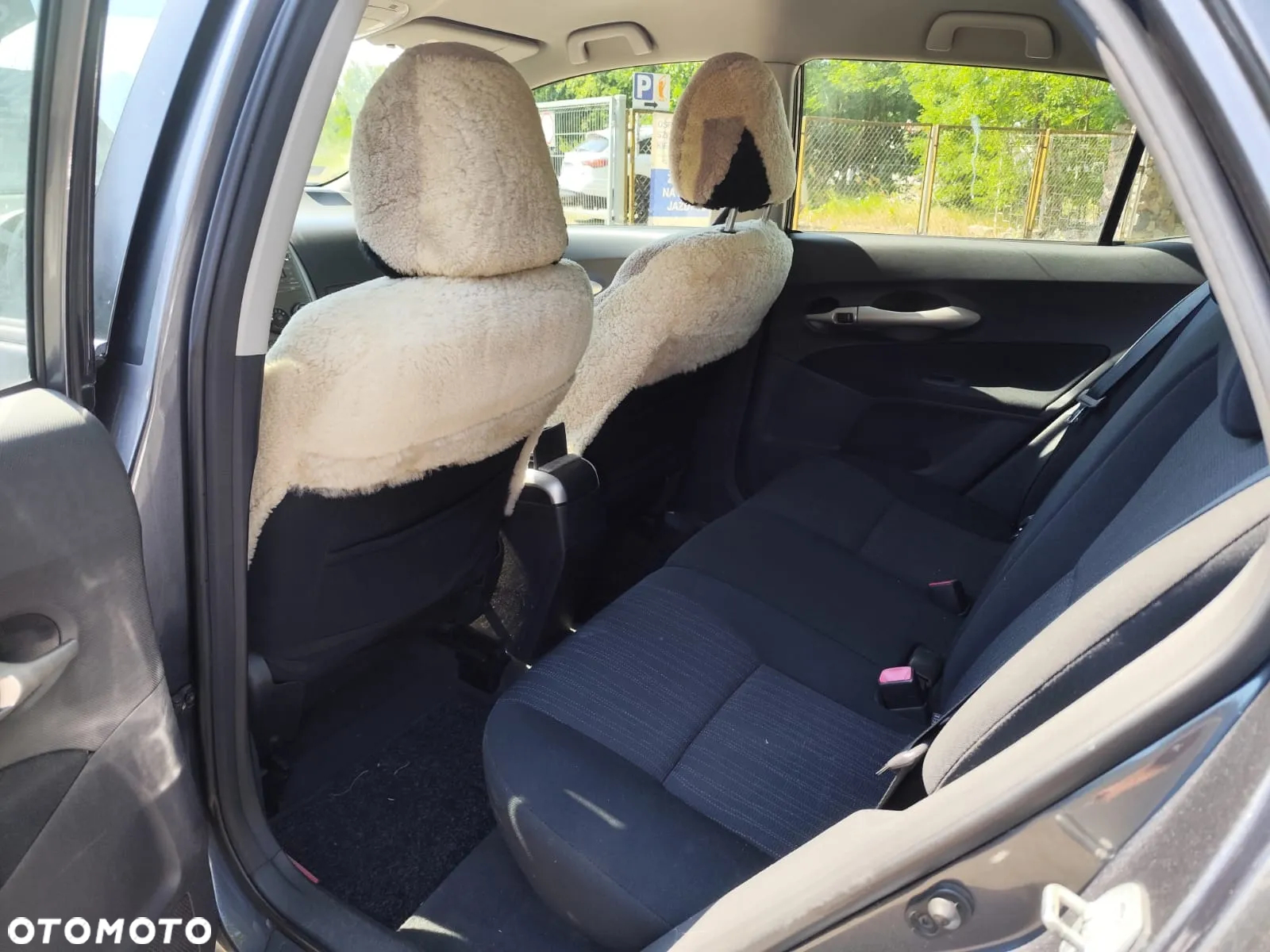 Toyota Auris 1.4 D-4D - 8