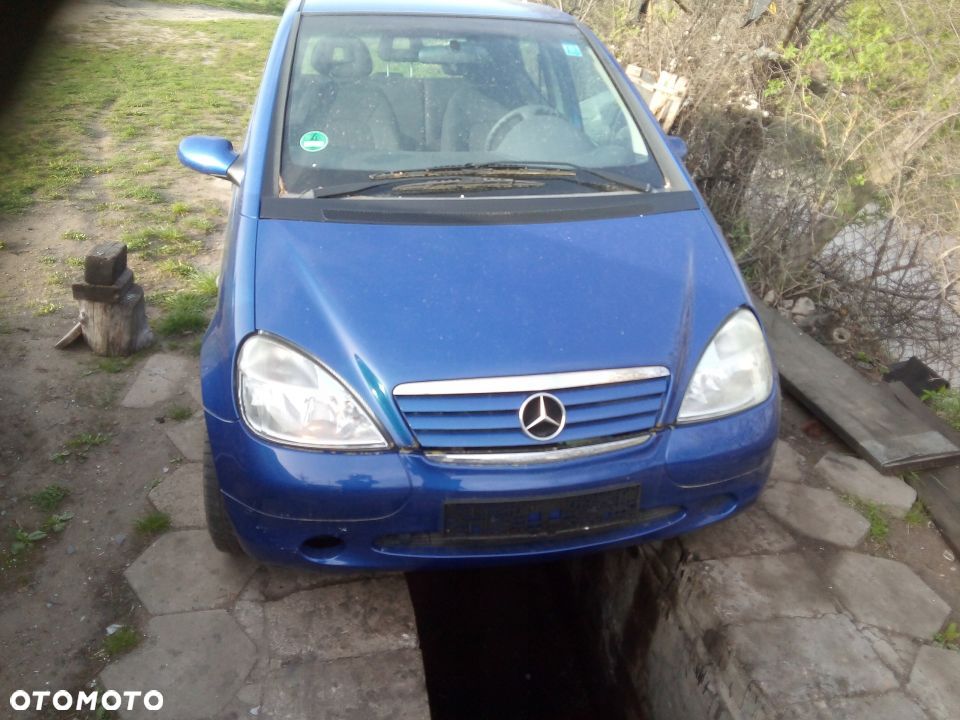 MERCEDES A KLASA W168 błotnik przód kod 755 - 1