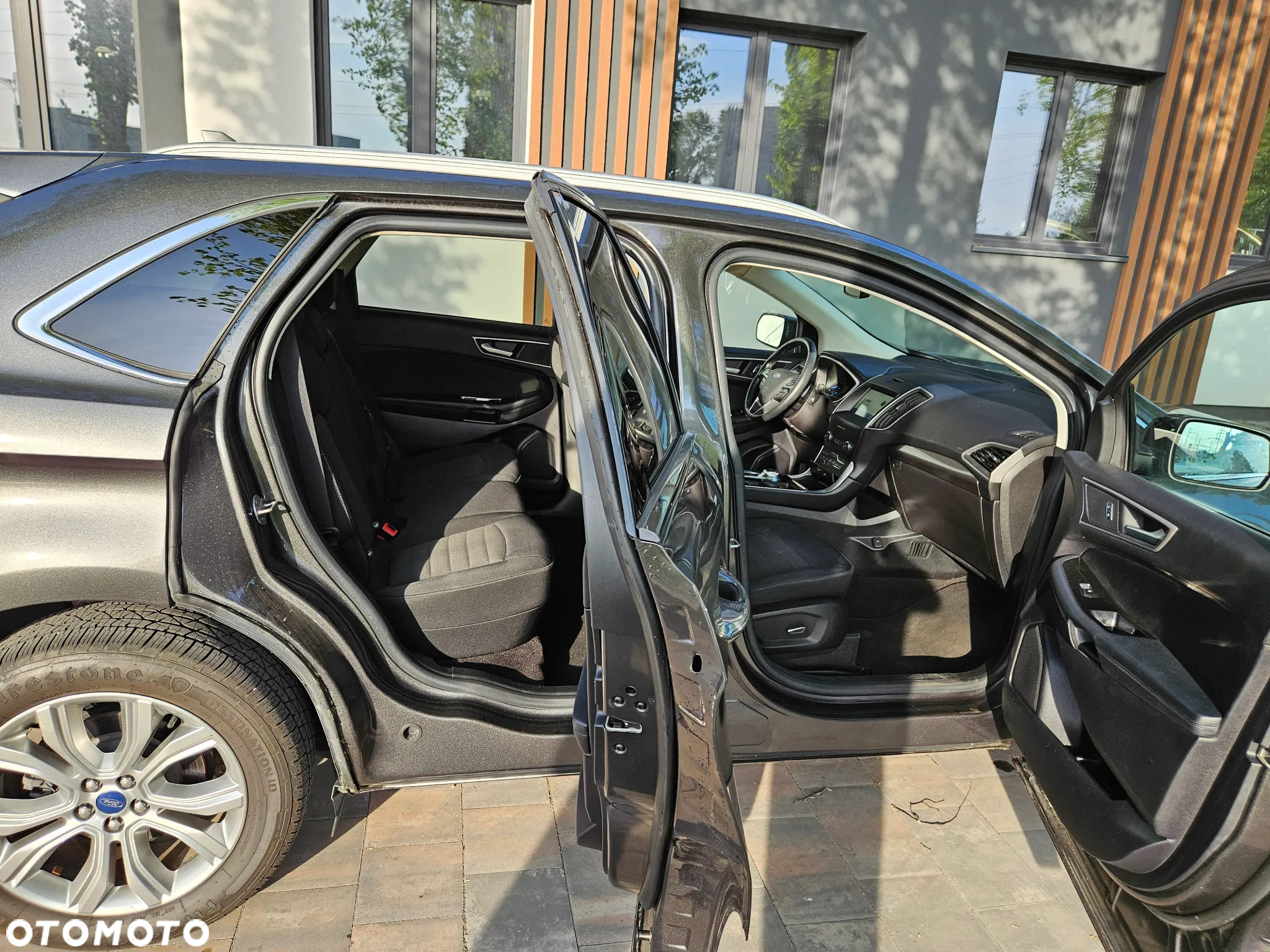 Ford Edge - 18