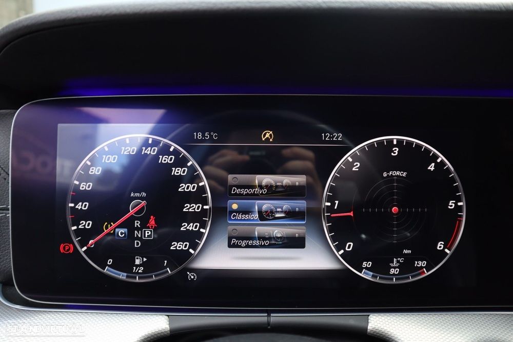 Mercedes-Benz E 220 d AMG 7L - 21