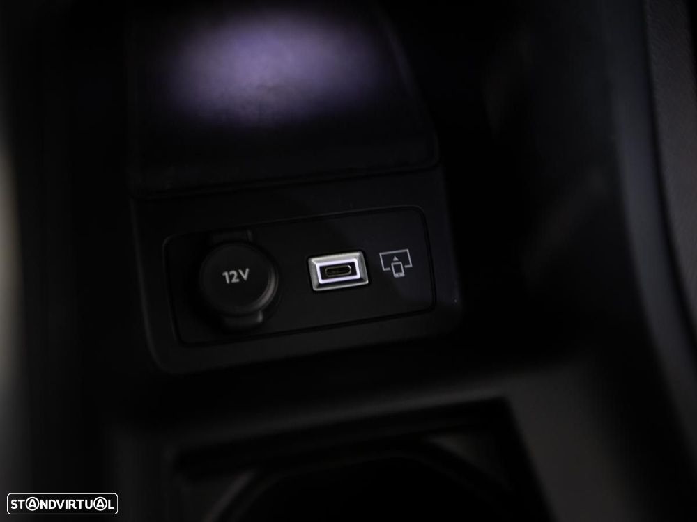 Peugeot 308 1.6 Hybrid Active e-EAT8 - 22