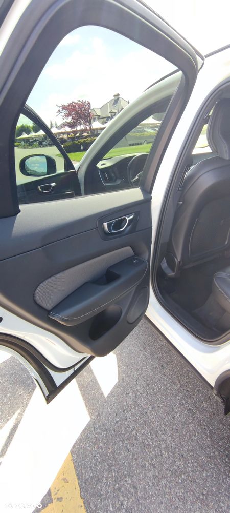 Volvo XC 60 B5 B AWD R-Design - 21
