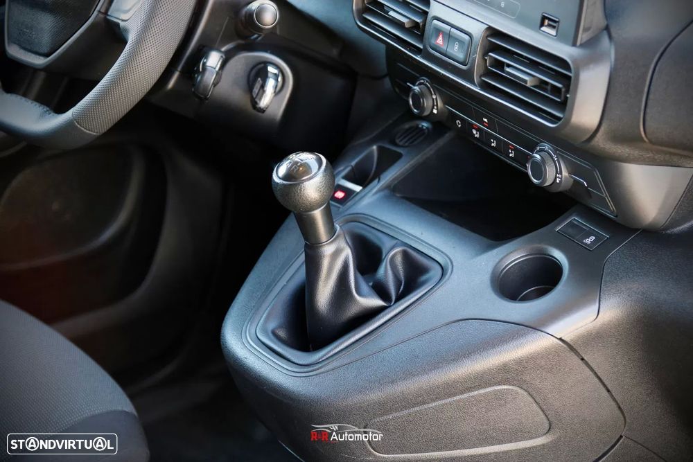 Peugeot Partner 1.5 BlueHDi Pro Longa IVA DEDUTÍVEL 3 Lug - 19