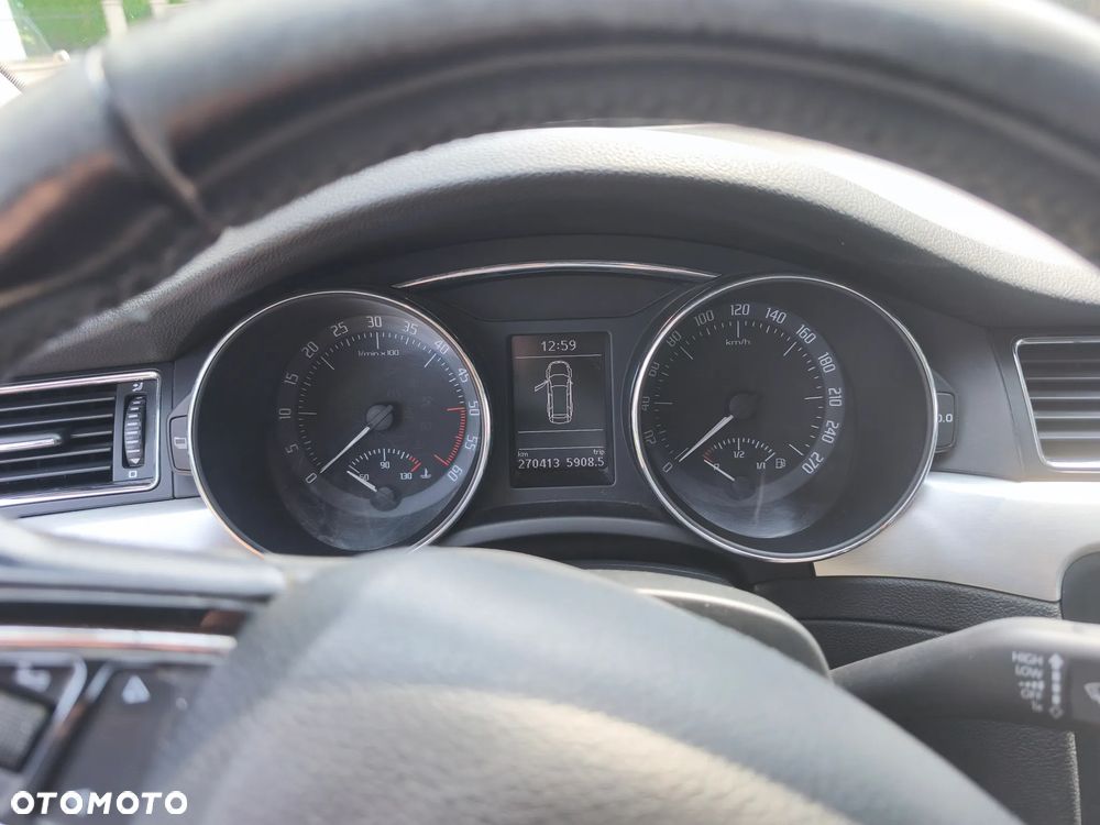 Skoda Superb 2.0 TDI 4x4 Ambition - 6