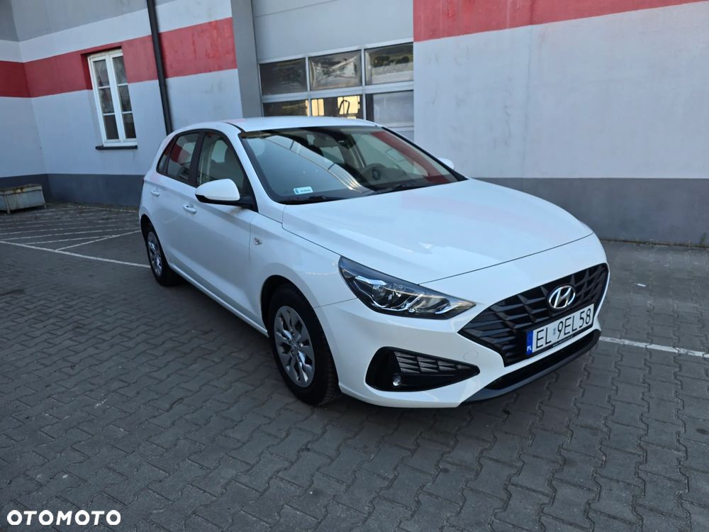 Hyundai i30 1.5 DPI Modern - 1