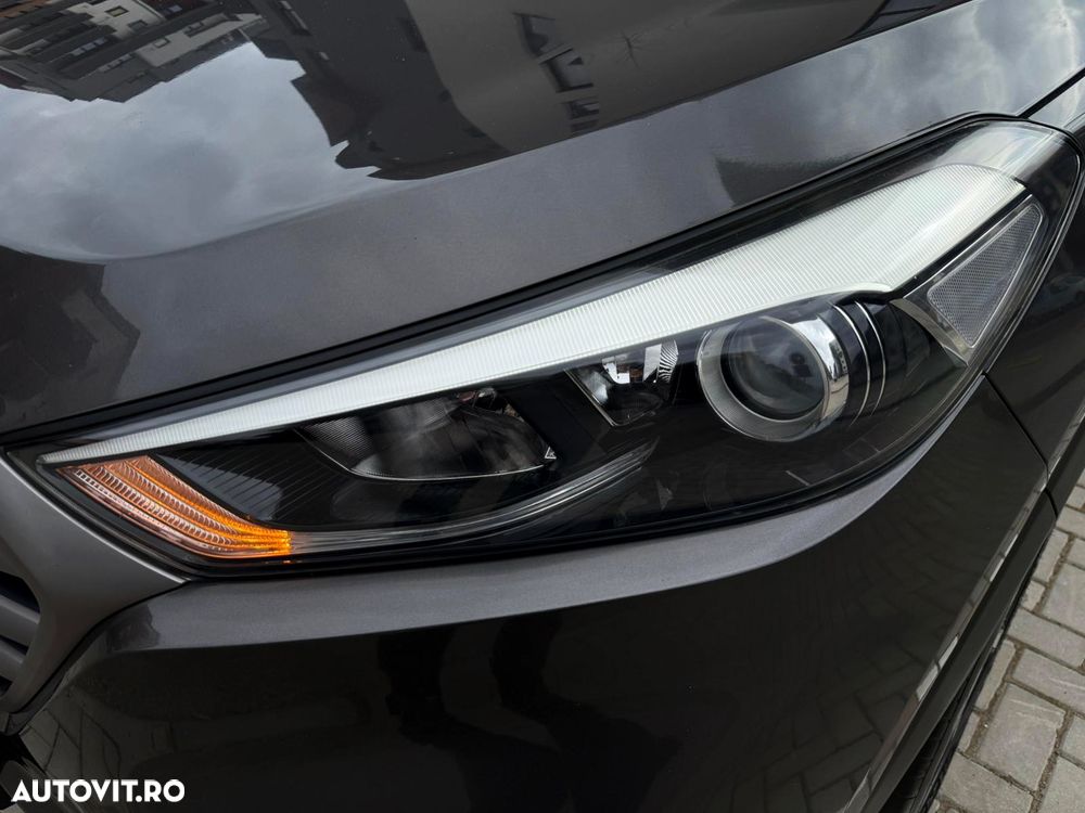 Hyundai Tucson 2.0 CRDI 4WD Automatik Style - 17