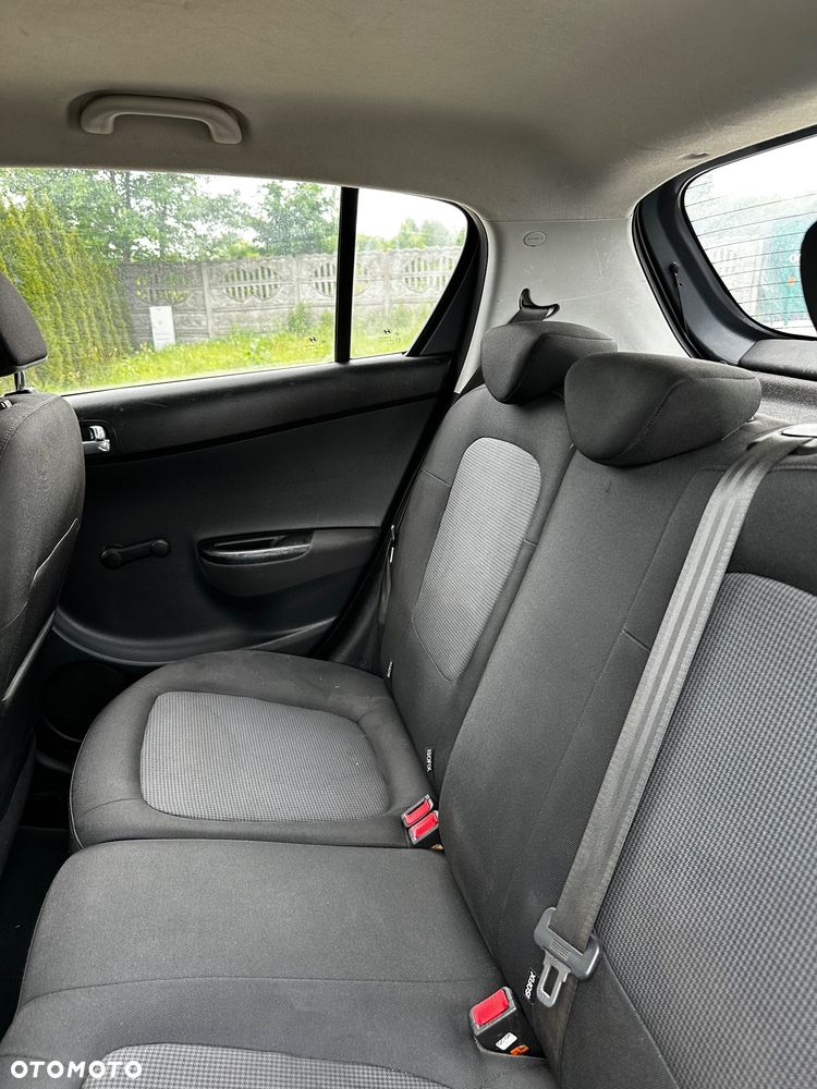 Hyundai i20 1.25 Comfort - 26