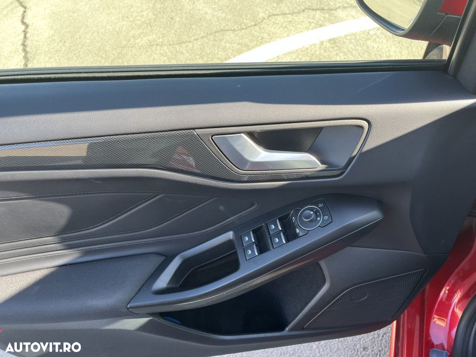 Ford Focus - 9
