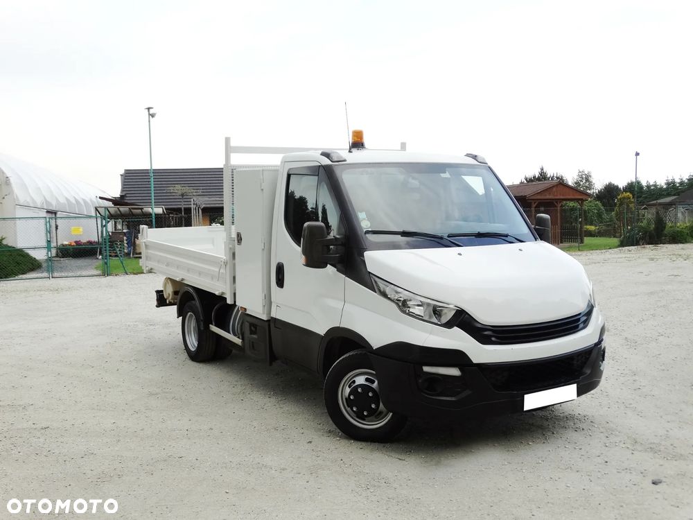Iveco DAILY - 1