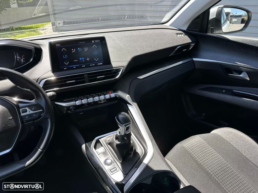 Peugeot 3008 - 32