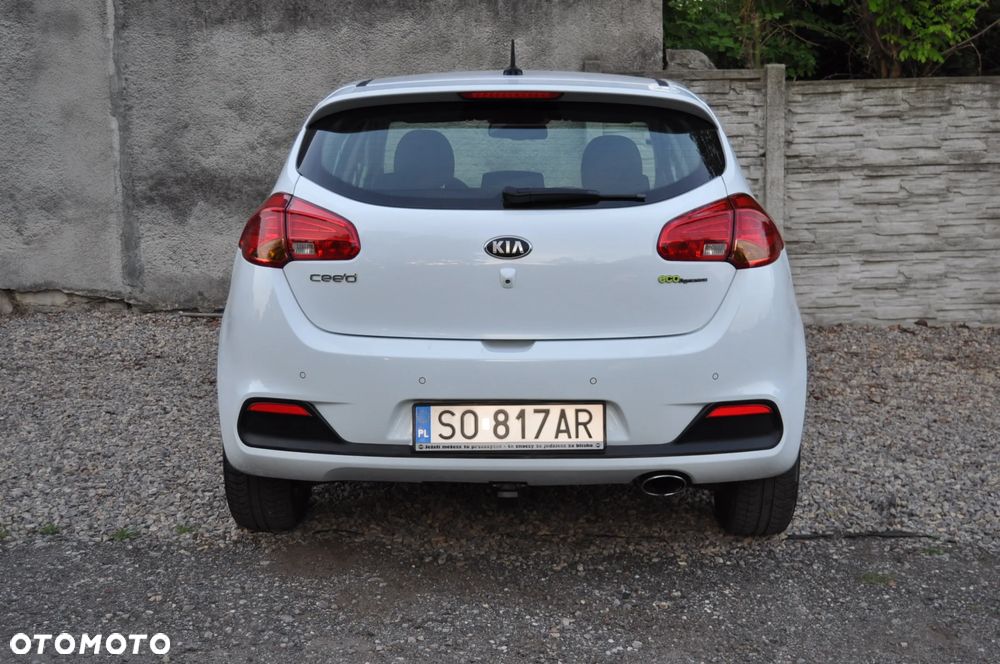 Kia Ceed 1.6 GDI L - 4