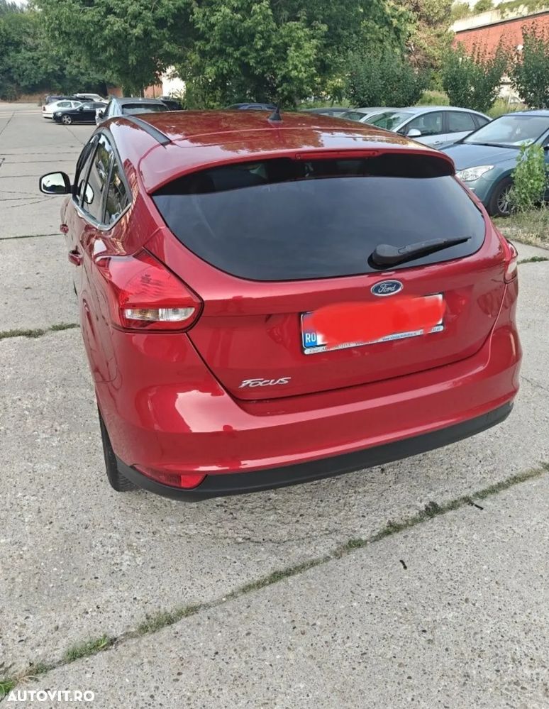 Ford Focus 1.6 TI-VCT Powershift Titanium - 3