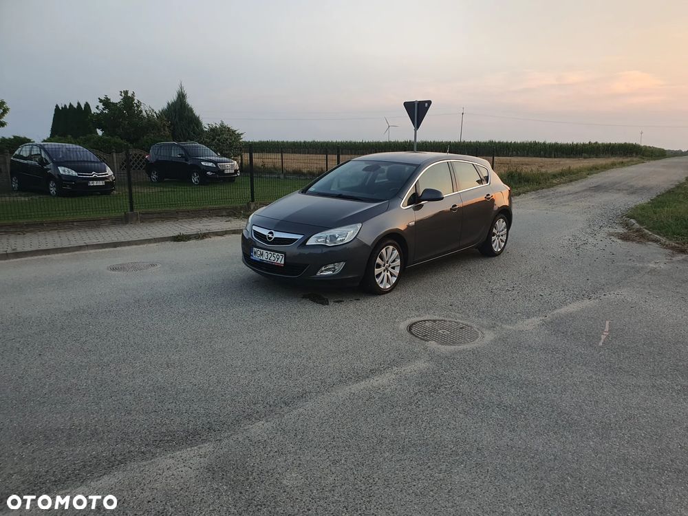 Opel Astra 1.4 T Enjoy - 14
