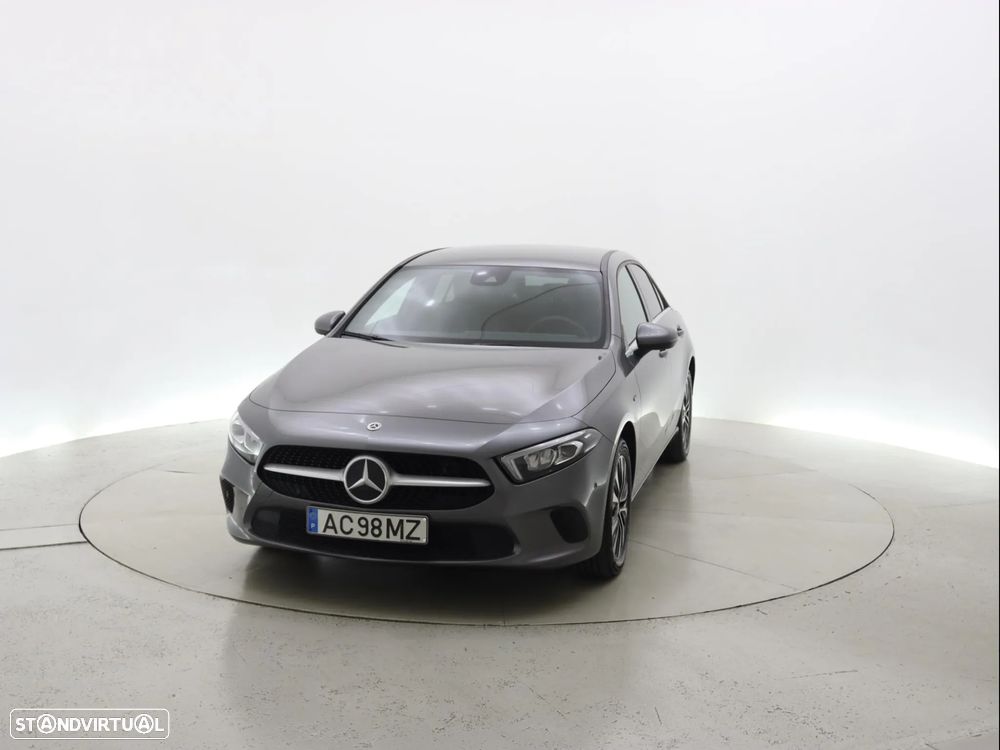 Mercedes-Benz A 250 e Style Plus - 12