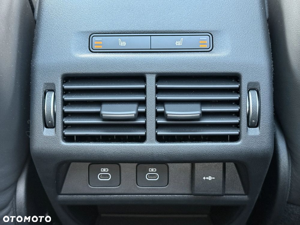 Land Rover Discovery Sport D200 Dynamic HSE - 19