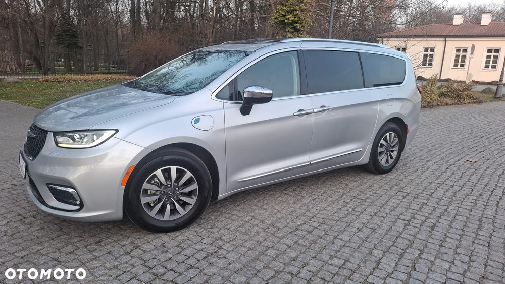 Chrysler Pacifica - 9