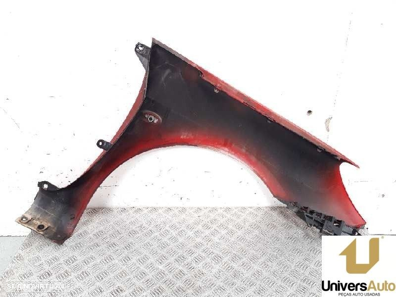GUARDA-LAMAS FRONTAL ESQUERDO PEUGEOT 307 CC 2005 - - 4