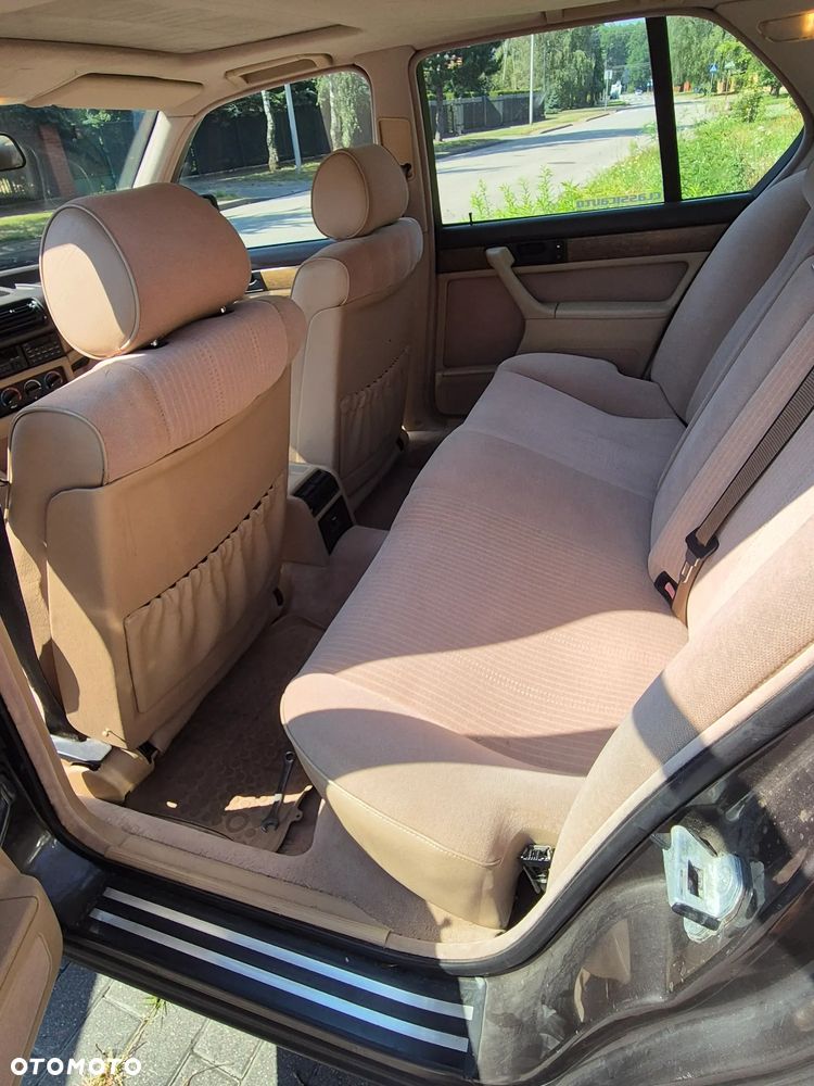 BMW Seria 7 730i - 5