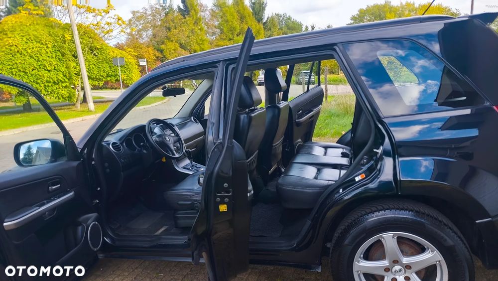 Suzuki Grand Vitara 2.0 De Luxe - 23