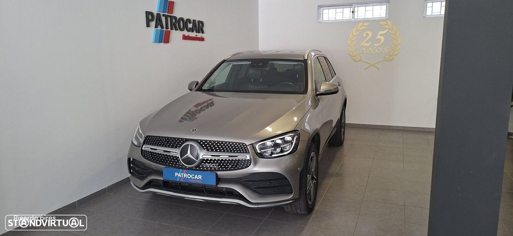Mercedes-Benz GLC 300 d 4Matic 9G-TRONIC AMG Line - 2