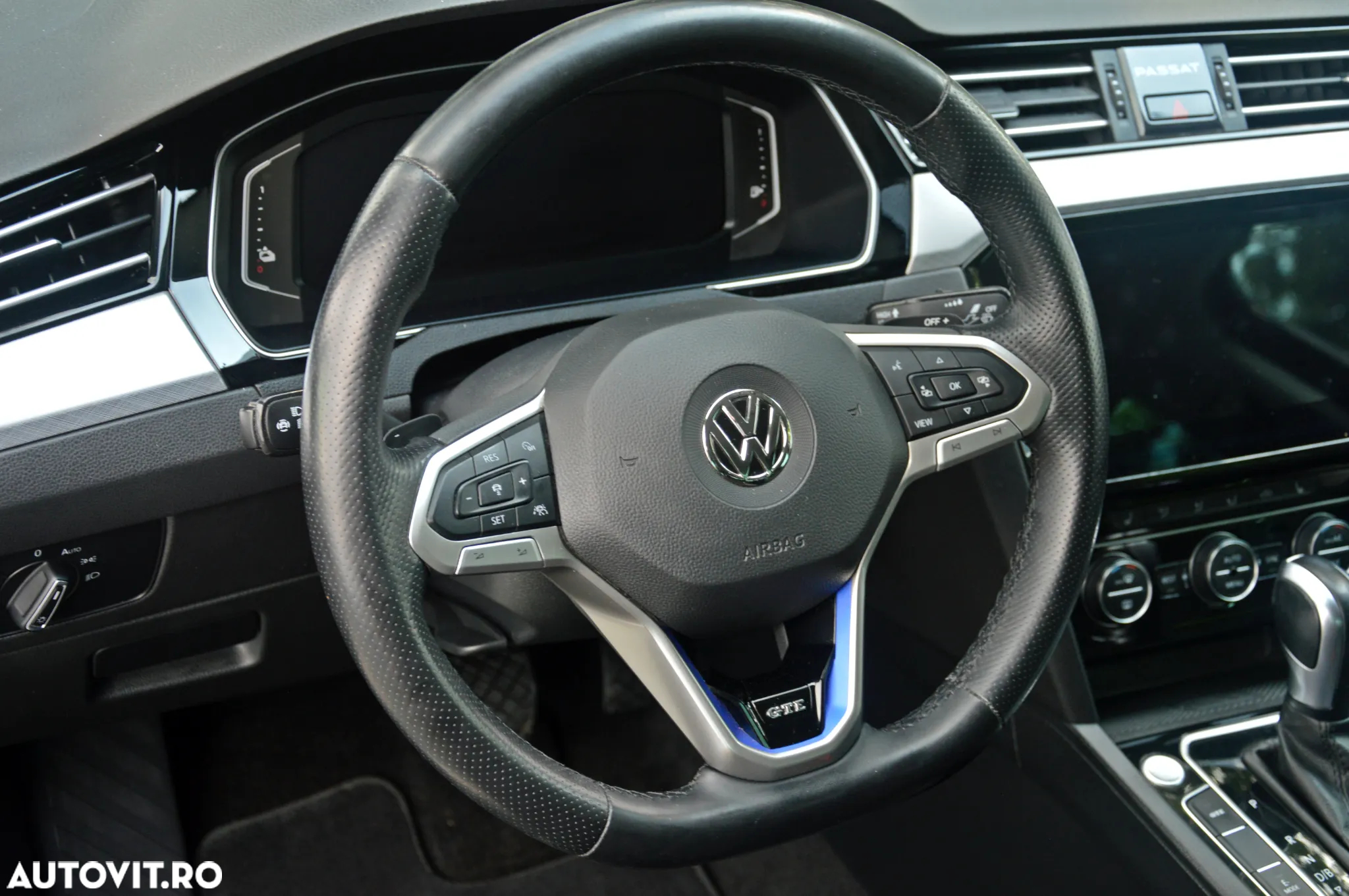 Volkswagen Passat 1.4 TSI Plug-In-Hybrid DSG GTE - 26