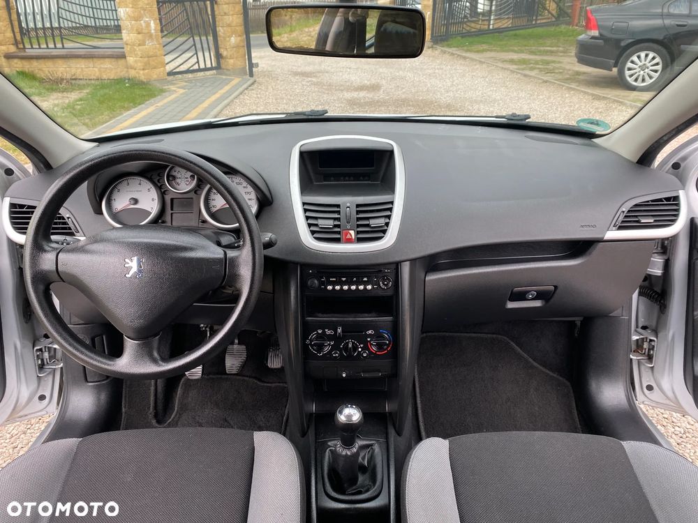 Peugeot 207 75 Urban Move - 25