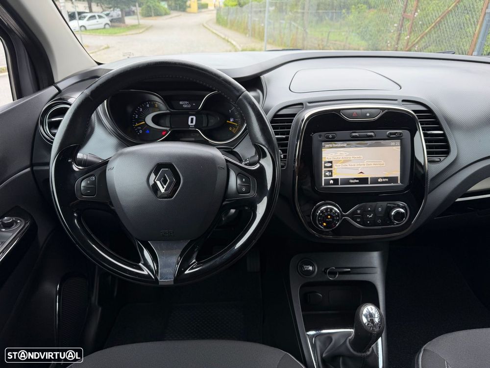 Renault Captur 1.5 dCi Exclusive - 14
