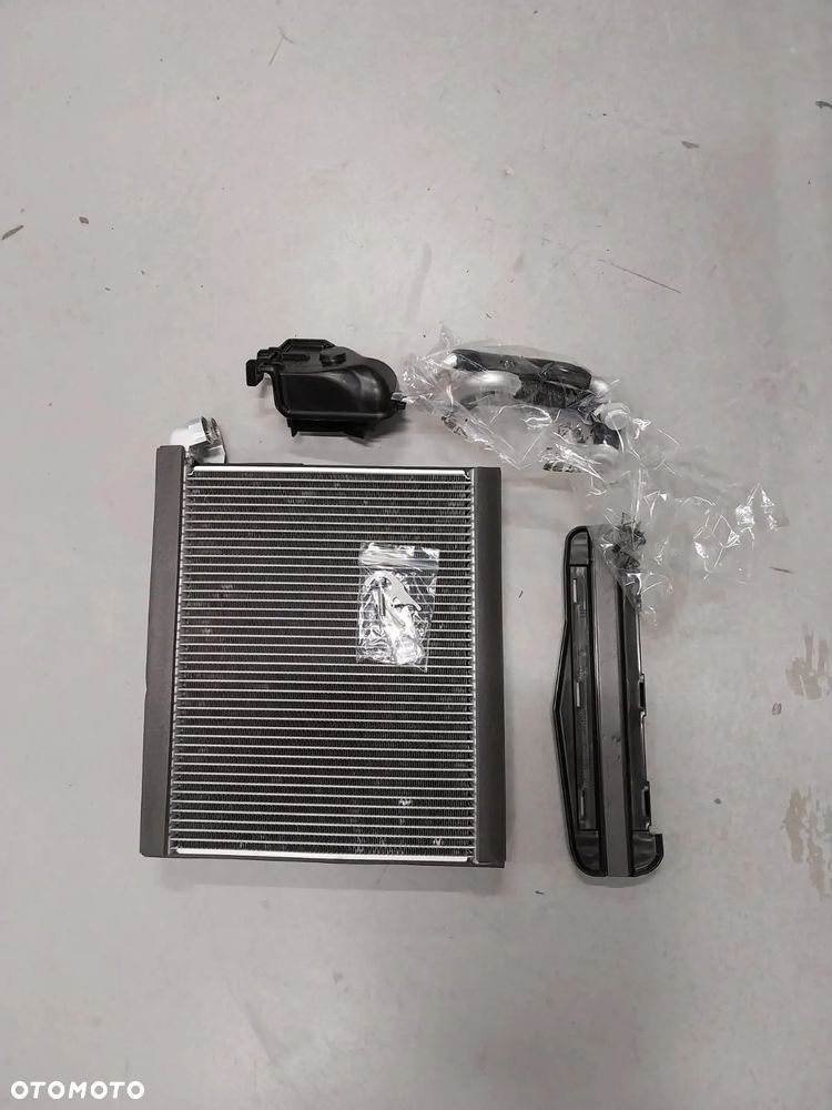 Parownik klimatyzacji 4H1898967 - 3